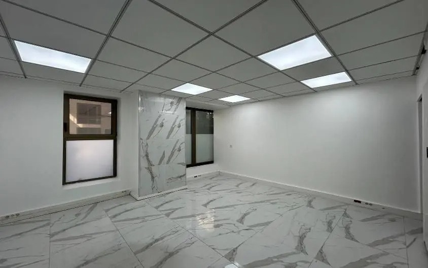 114 Rue Gallièni, Boulogne-Billancourt for lease Interior Photo- Image 1 of 4