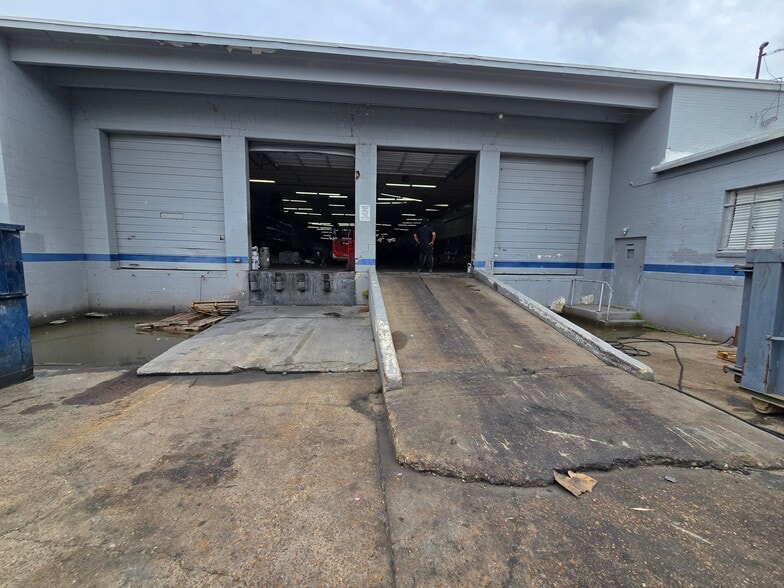 554 Adams Ave, Memphis, TN for lease - Building Photo - Image 3 of 10