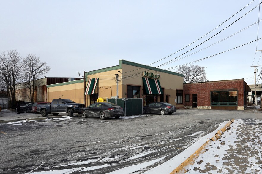 969 Broadway, East Providence, RI for sale - Primary Photo - Image 1 of 1