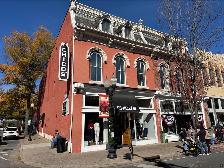 348 Main St, Franklin, TN for lease - Building Photo - Image 1 of 2