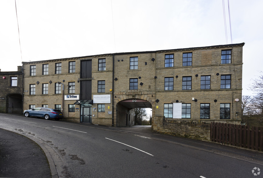 Hare Park Ln, Liversedge for lease - Building Photo - Image 3 of 8