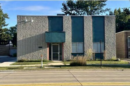 2200 11 Mile Rd, Berkley, MI for sale Primary Photo- Image 1 of 8