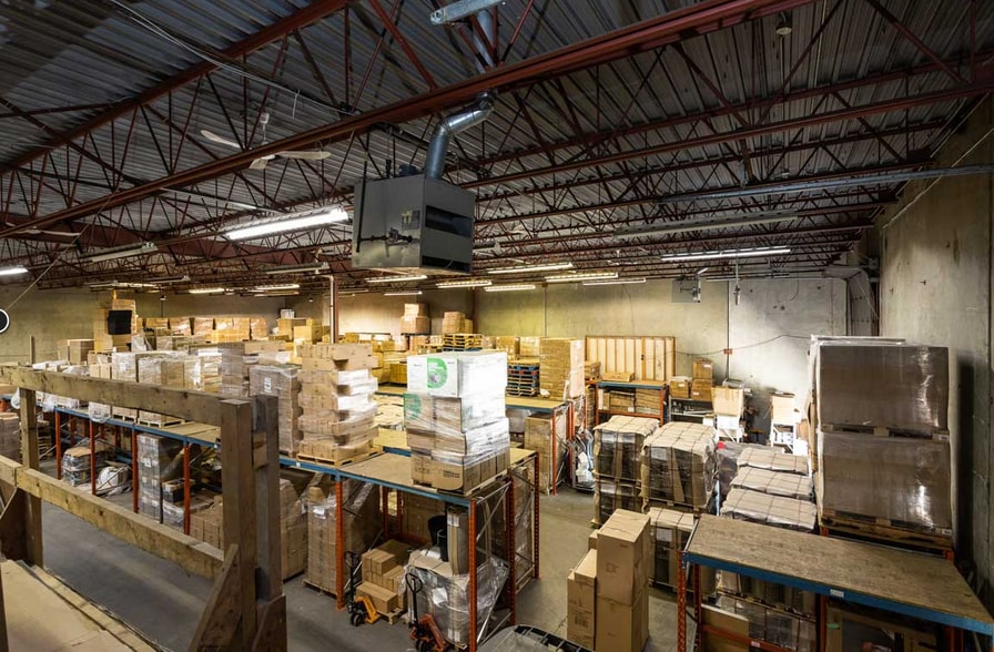 14761 Burrows Rd, Richmond, BC for sale - Interior Photo - Image 2 of 4