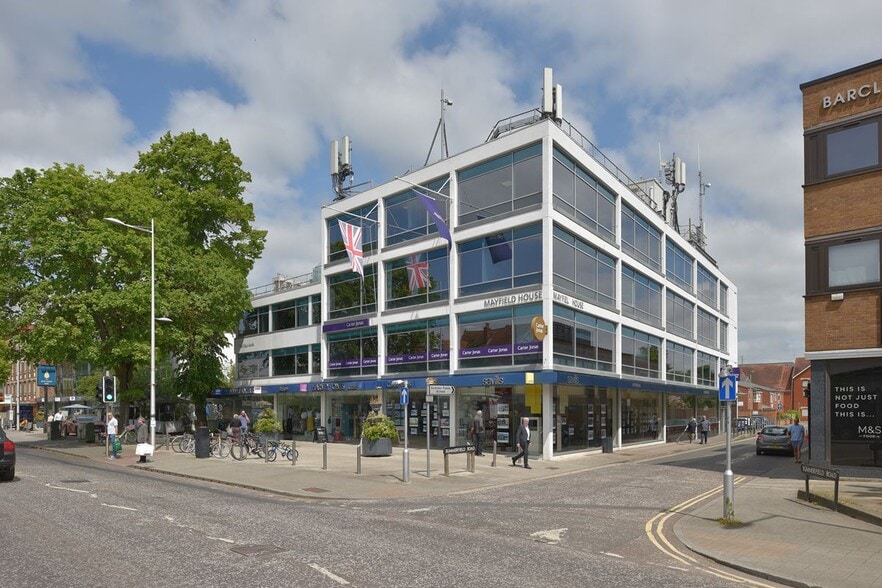 Norman House & Mayfield House Offices portfolio of 2 properties for sale on LoopNet.com - Building Photo - Image 2 of 3