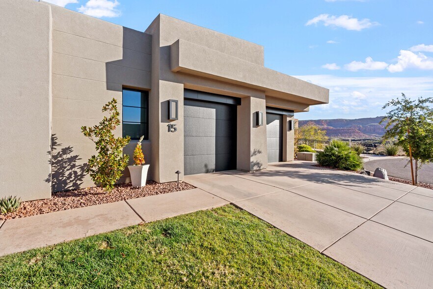 1355 E Snow Canyon Pky, Ivins, UT 84738 Nightly Rental Investment