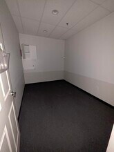 2400 FM 1488 Rd, The Woodlands, TX for lease Interior Photo- Image 2 of 4