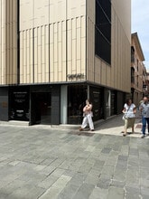 Retail in Granollers, Barcelona for lease Interior Photo- Image 2 of 11