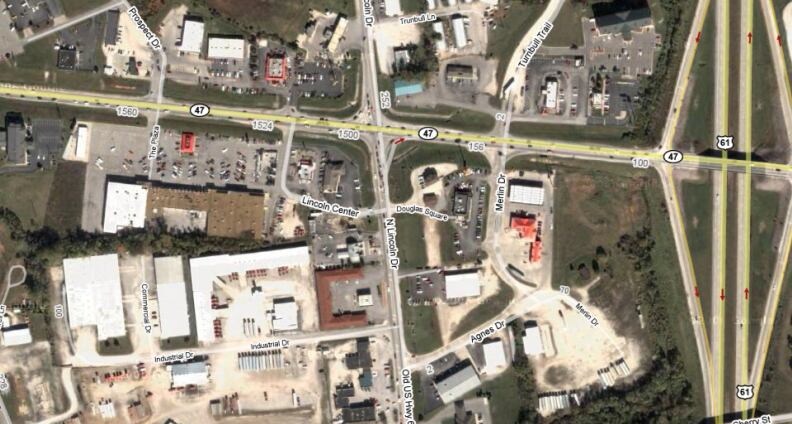 8 Lincoln Ctr, Troy, MO for lease - Primary Photo - Image 2 of 2