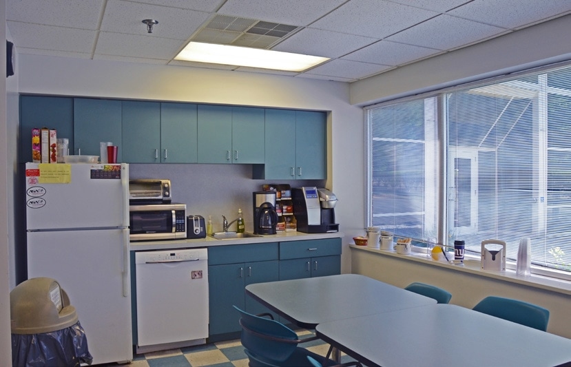 101 Poor Farm Rd, Princeton, NJ for sale - Interior Photo - Image 1 of 1