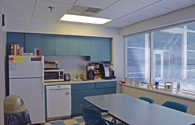 101 Poor Farm Rd, Princeton, NJ for sale Interior Photo- Image 1 of 1