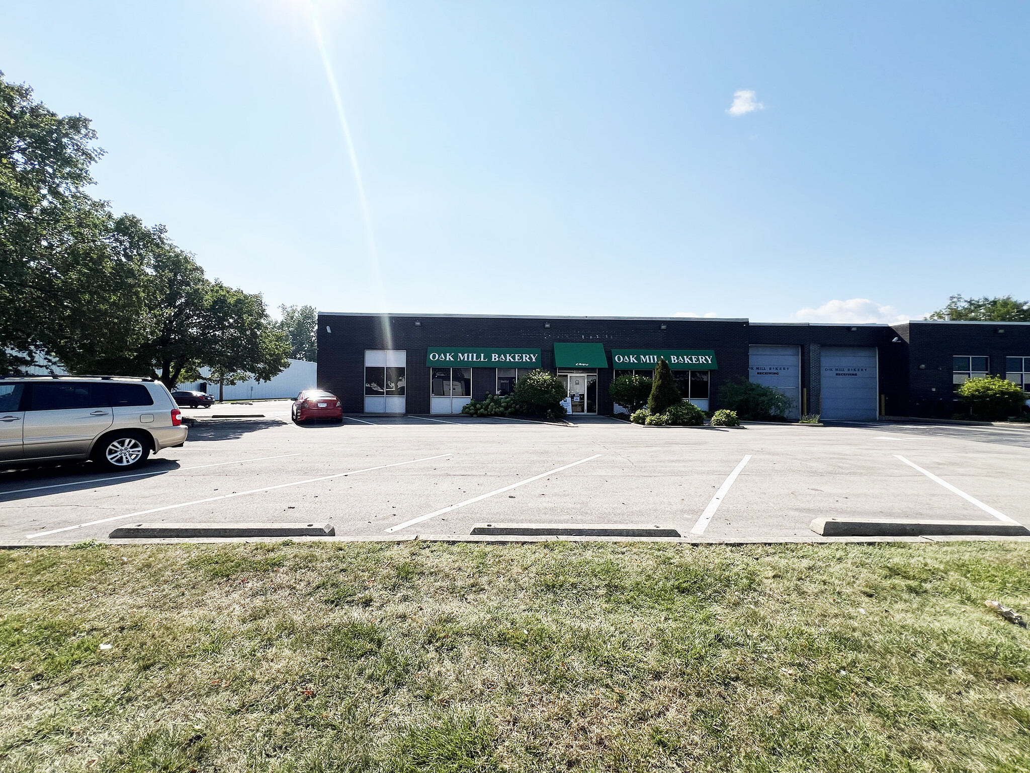 2480-2490 S Wolf Rd, Des Plaines, IL for lease Building Photo- Image 1 of 10