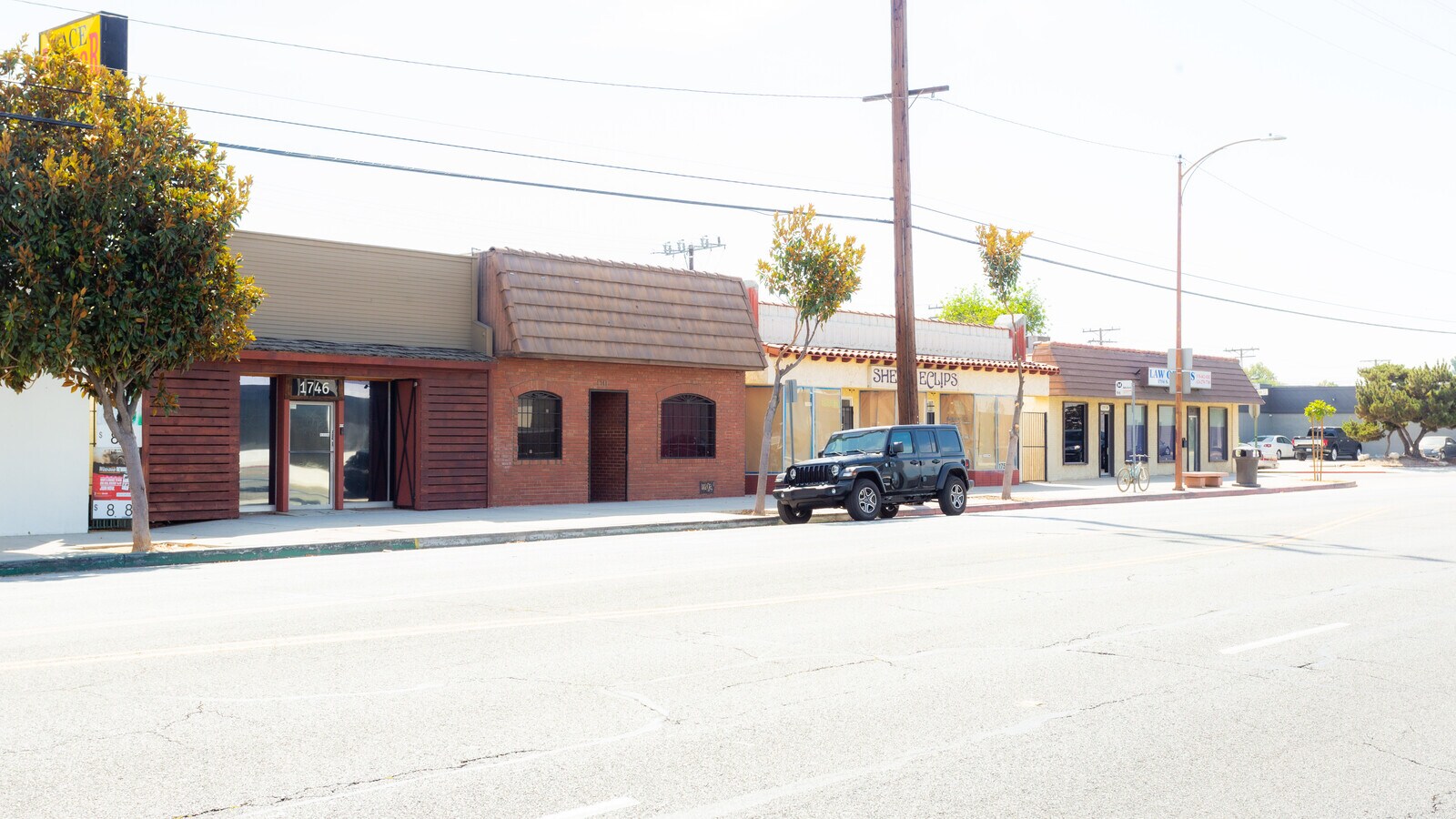 1748 Victory Blvd, Glendale, CA 91201