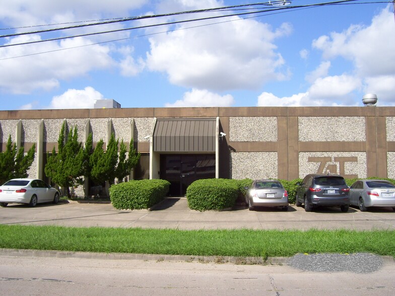 1331 N 1st Street, Texas, Bellaire, TX for sale - Building Photo - Image 1 of 1
