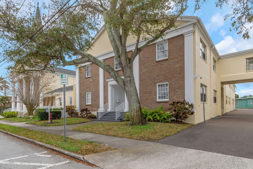 411 Turner St, Clearwater, FL for lease - Building Photo - Image 3 of 90