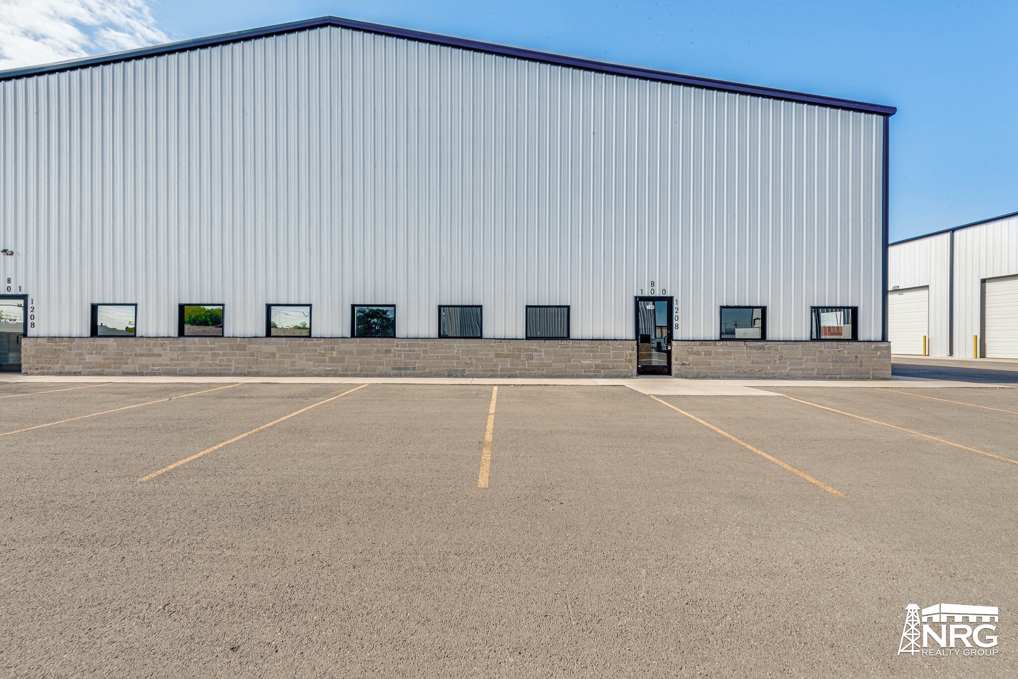 1208 S Midland Dr, Midland, TX for lease Interior Photo- Image 1 of 3