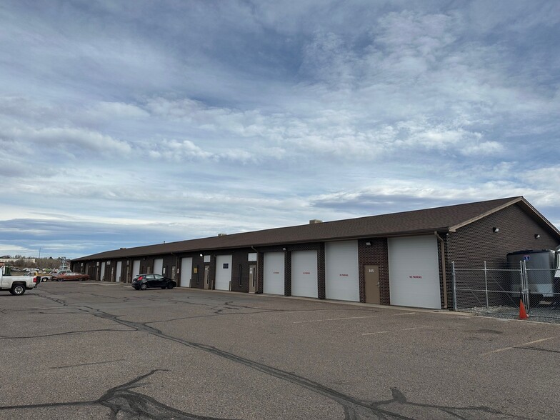 821-865 E 73rd Ave, Denver, CO for lease - Building Photo - Image 3 of 3