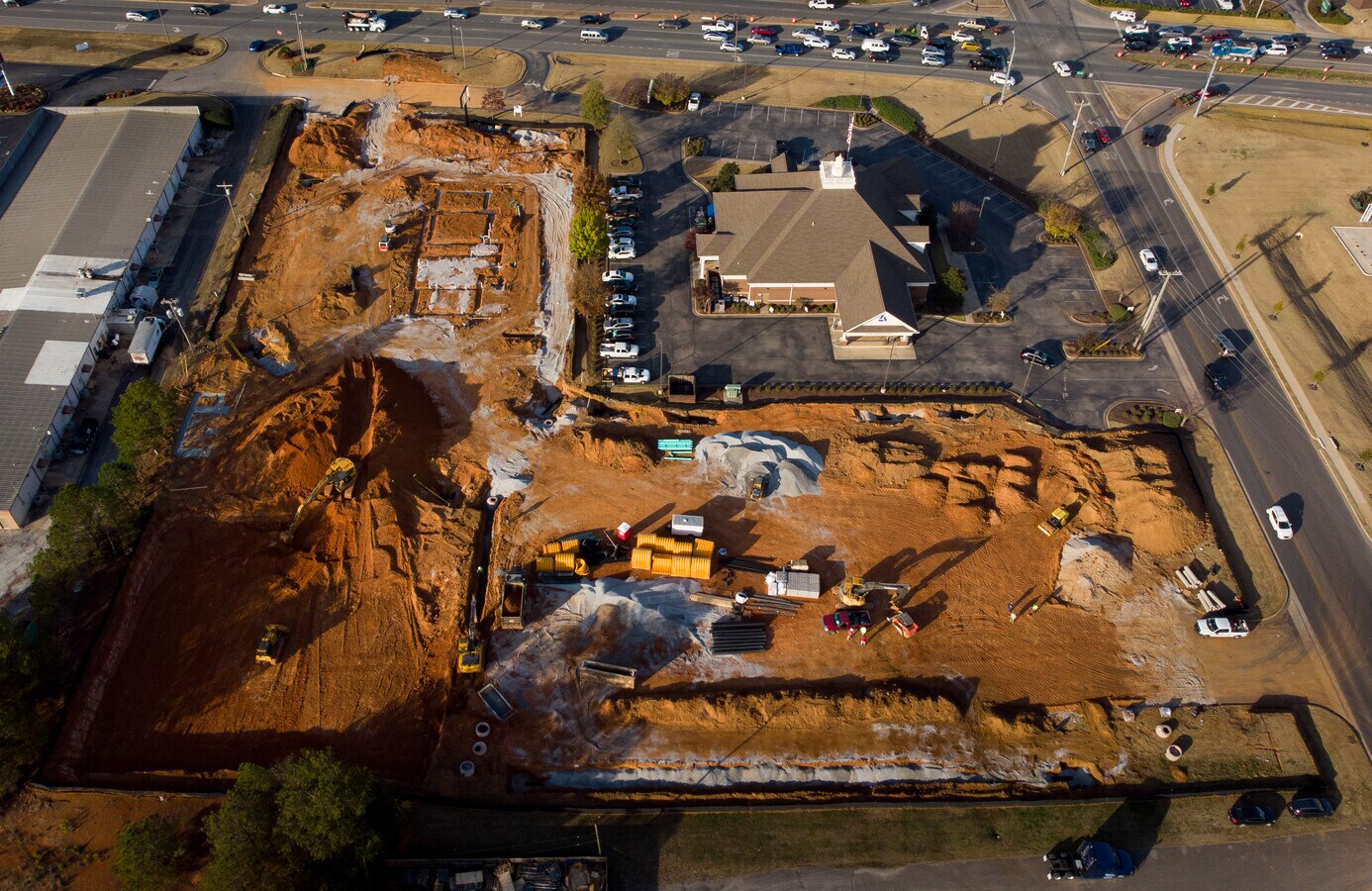 1612 Lindsay Ln S, Athens, AL 35613 1612 Lindsay Ln. Shopping Center