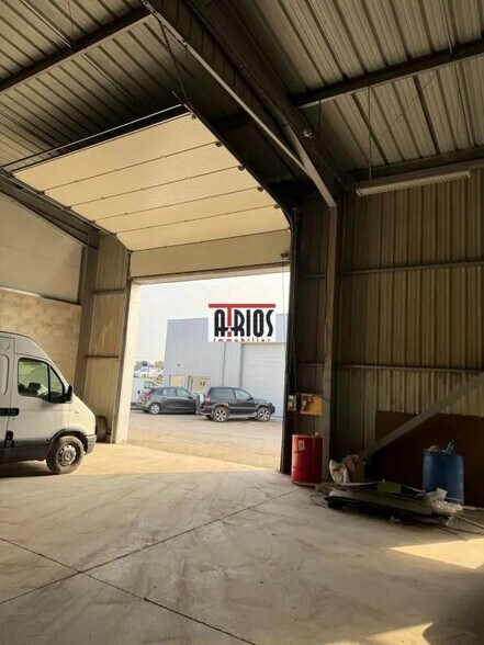 Industrial in Brignoles for lease - Building Photo - Image 2 of 9