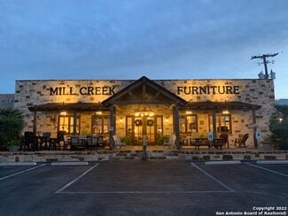 More details for 2209 E Main St, Uvalde, TX - Retail for Sale