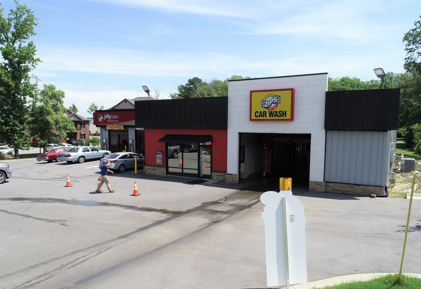 1900 N Reynolds Rd, Bryant, AR for sale - Building Photo - Image 1 of 1