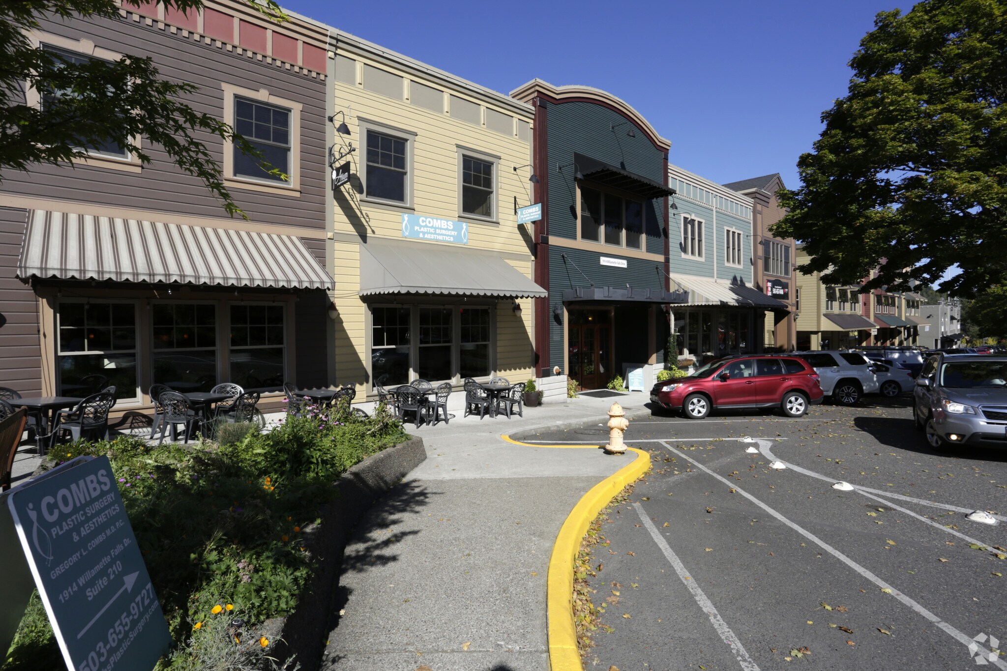 1914 Willamette Falls Dr, West Linn, OR for sale Primary Photo- Image 1 of 1