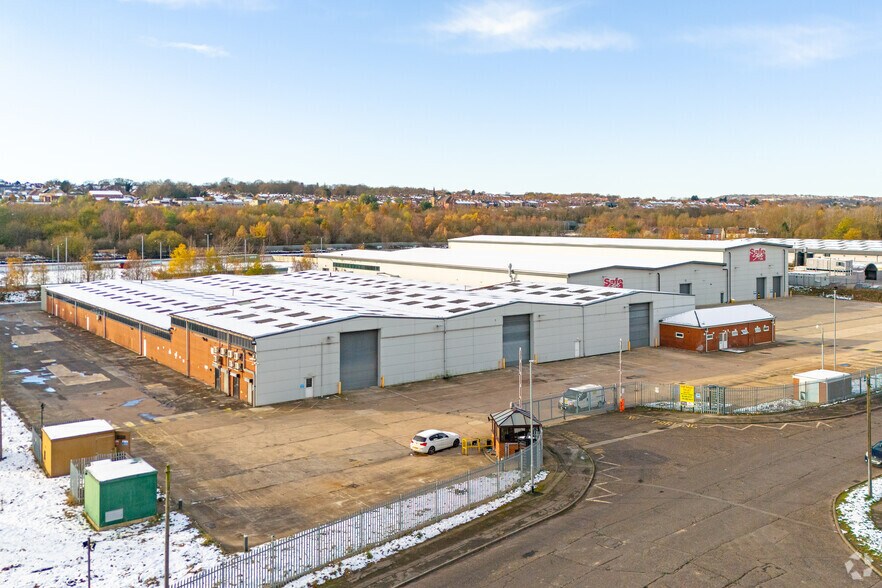 Valley Rd, Wombwell for lease - Primary Photo - Image 2 of 6