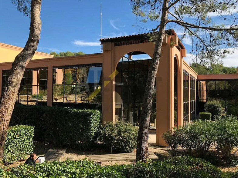 Office in SOPHIA ANTIPOLIS for lease - Building Photo - Image 1 of 11