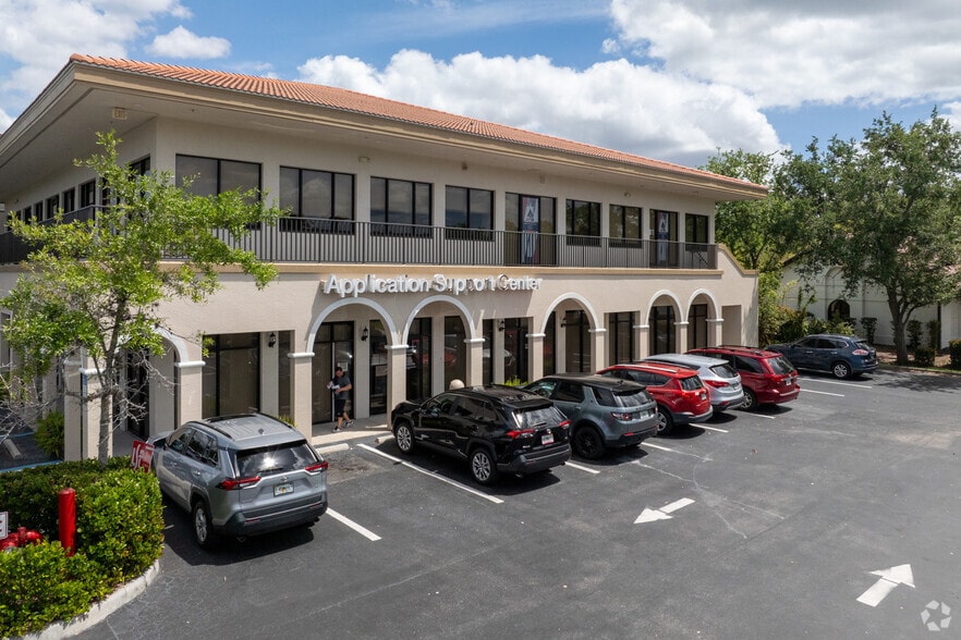 3850-3860 Colonial Blvd, Fort Myers, FL for lease - Building Photo - Image 2 of 5