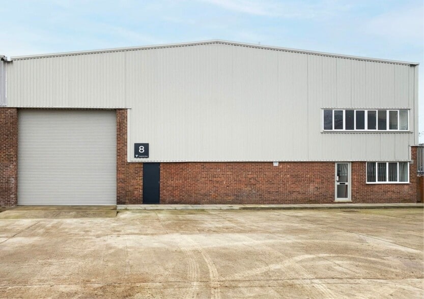 Peall Rd, Croydon for lease - Building Photo - Image 2 of 9