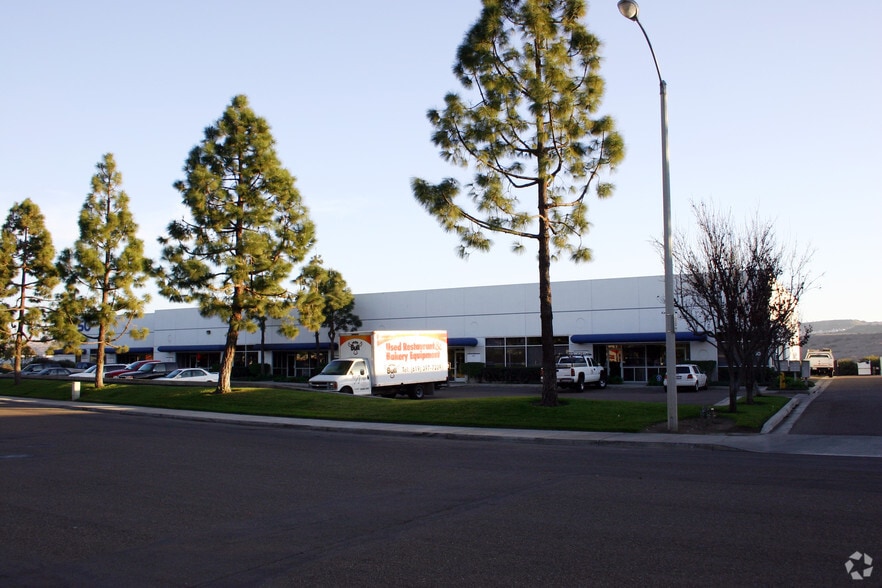 750 Design Ct, Chula Vista, CA for lease - Building Photo - Image 2 of 12