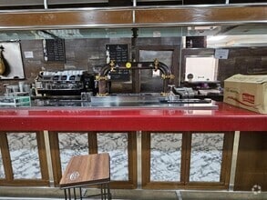 Retail in Cuenca, Cuenca for lease Interior Photo- Image 1 of 7