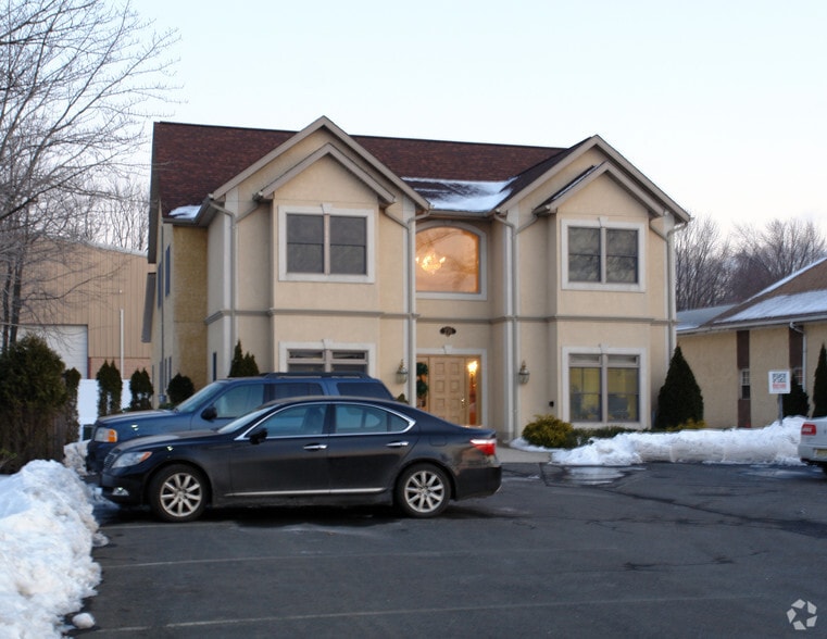 230 Passaic Ave, Fairfield, NJ for sale - Building Photo - Image 3 of 13