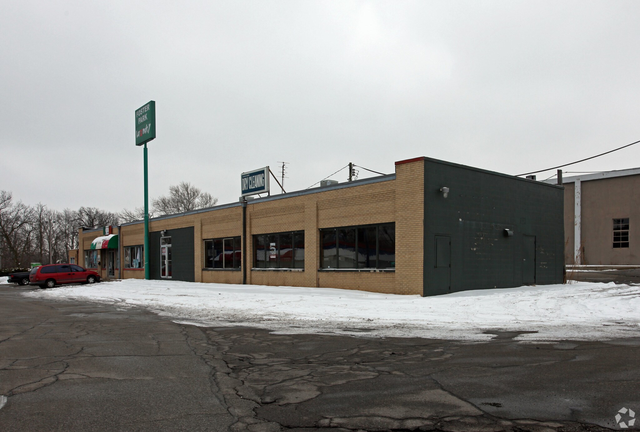 1906-1908 Bluffton Rd, Fort Wayne, IN for sale Primary Photo- Image 1 of 1
