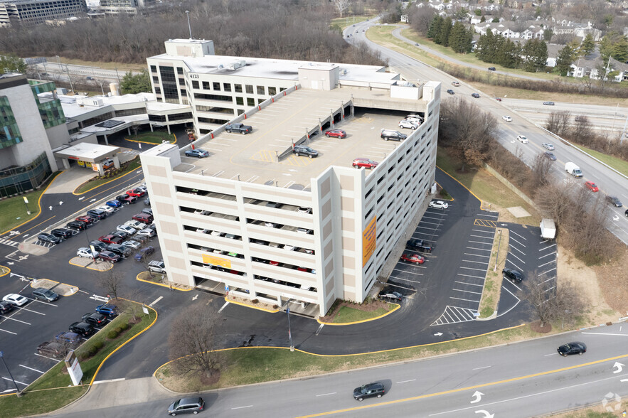 4123 Dutchmans Ln, Louisville, KY for lease - Aerial - Image 2 of 3