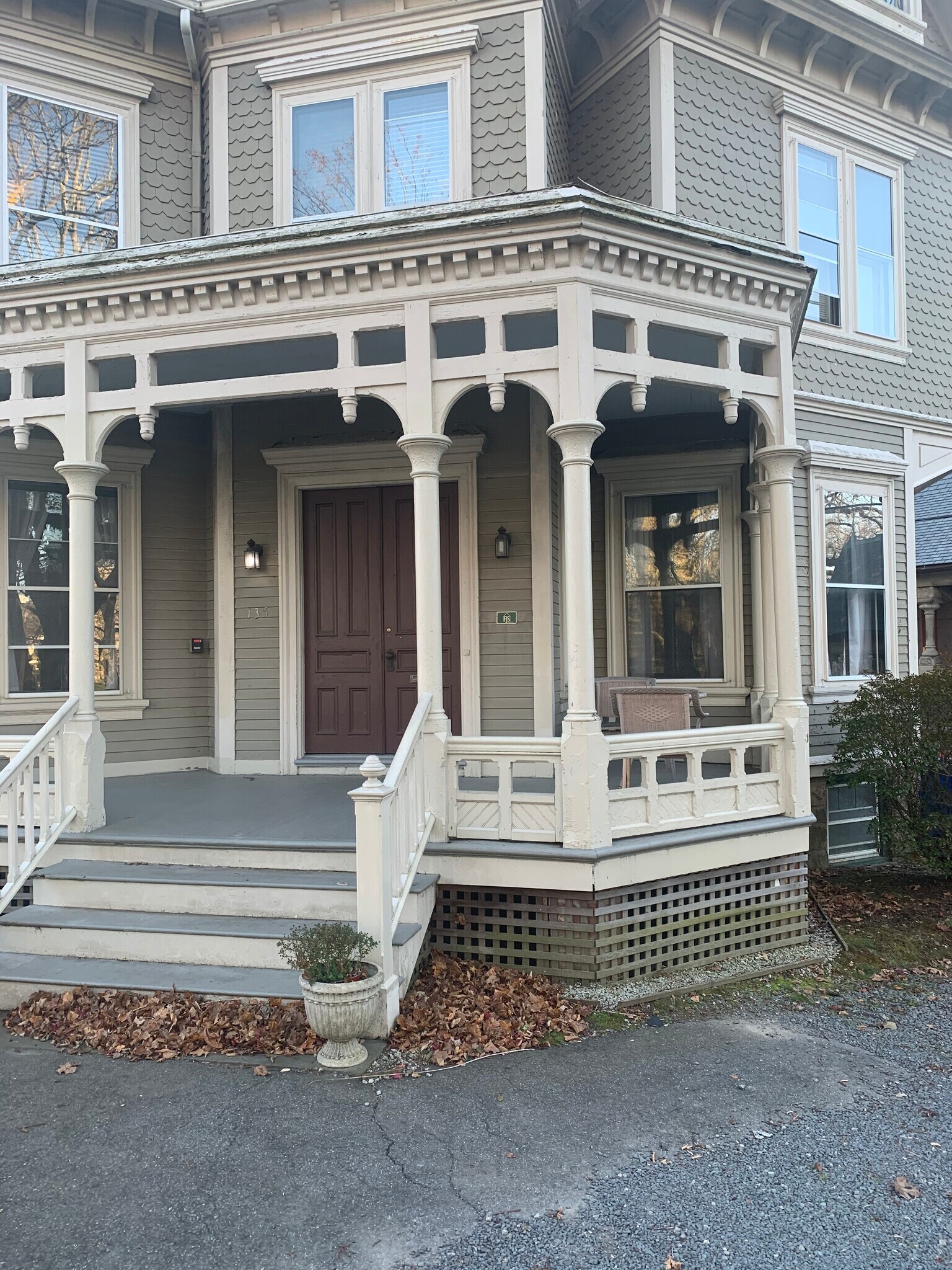 135 Pelham St, Newport, RI for sale Primary Photo- Image 1 of 1