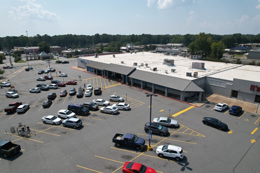 8824 Geyer Springs Rd, Little Rock, AR for sale - Building Photo - Image 3 of 5