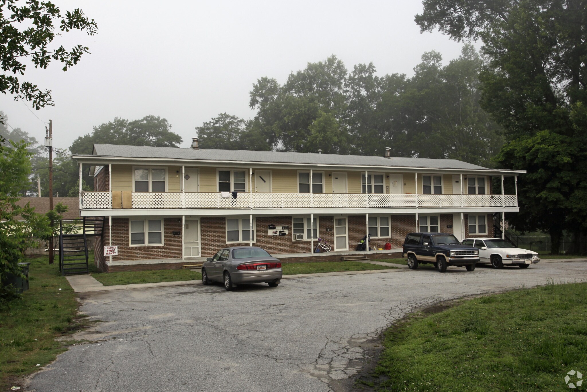 505 N Broad St, Clinton, SC for sale Primary Photo- Image 1 of 1