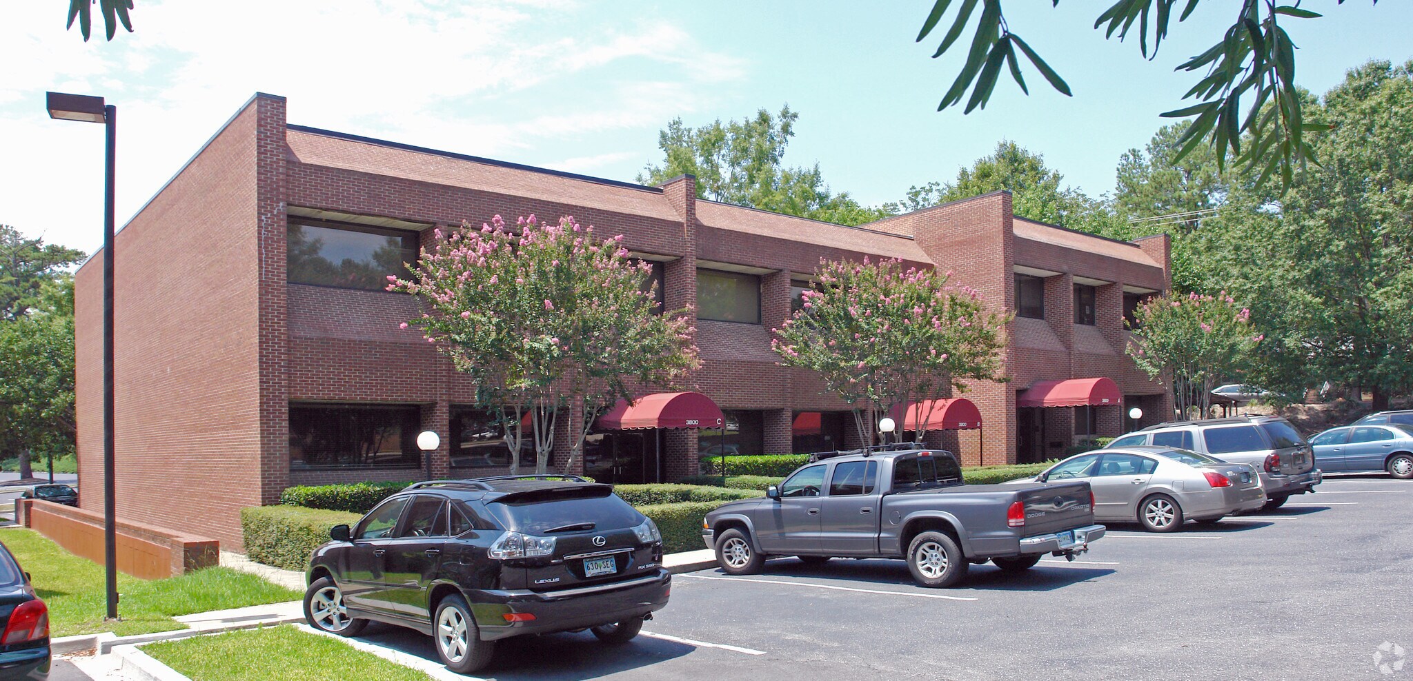 3800 Forest Dr, Columbia, SC 29204 Forest Center