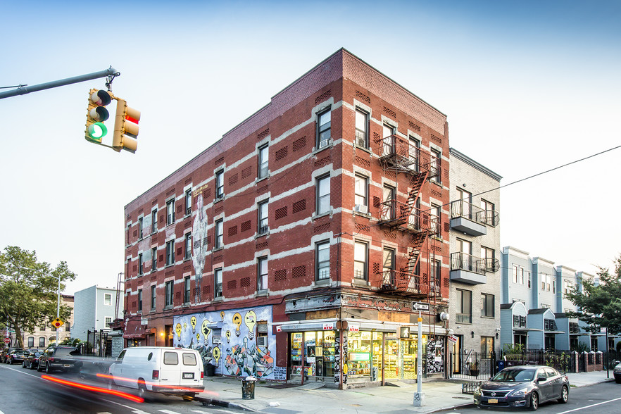 992 Jefferson Ave, Brooklyn, NY for sale - Primary Photo - Image 1 of 1