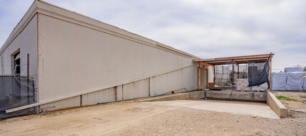 101 E Enon Ave, Everman, TX for lease - Building Photo - Image 2 of 10