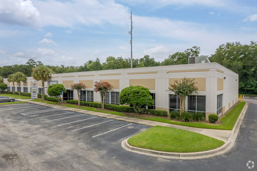 8000 Belfort Pky, Jacksonville, FL for lease - Primary Photo - Image 1 of 6