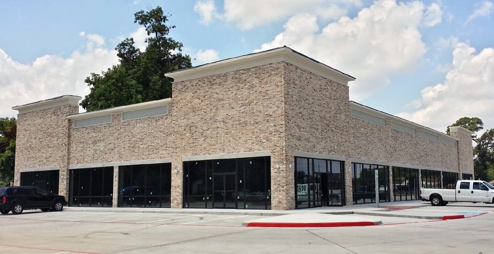 1520 N Loop E Fwy, Houston, TX for lease - Building Photo - Image 2 of 11