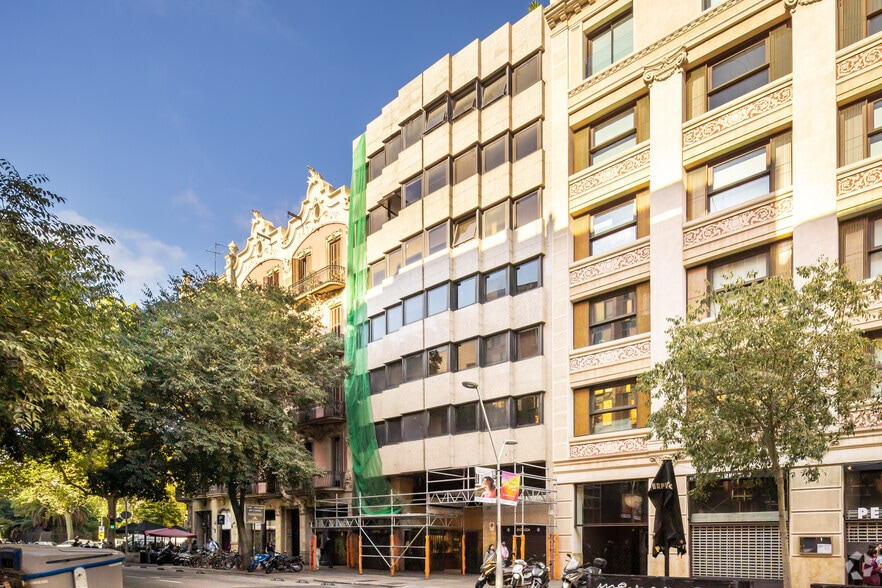Carrer de la Diputació, Barcelona, Barcelona for lease - Primary Photo - Image 1 of 2