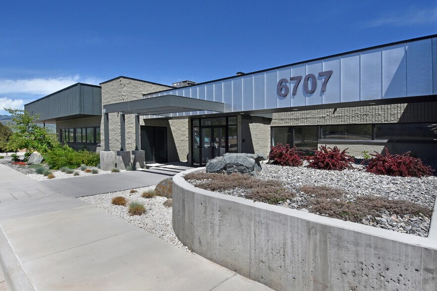 6707 Winchester Cir, Boulder, CO for sale - Building Photo - Image 1 of 1