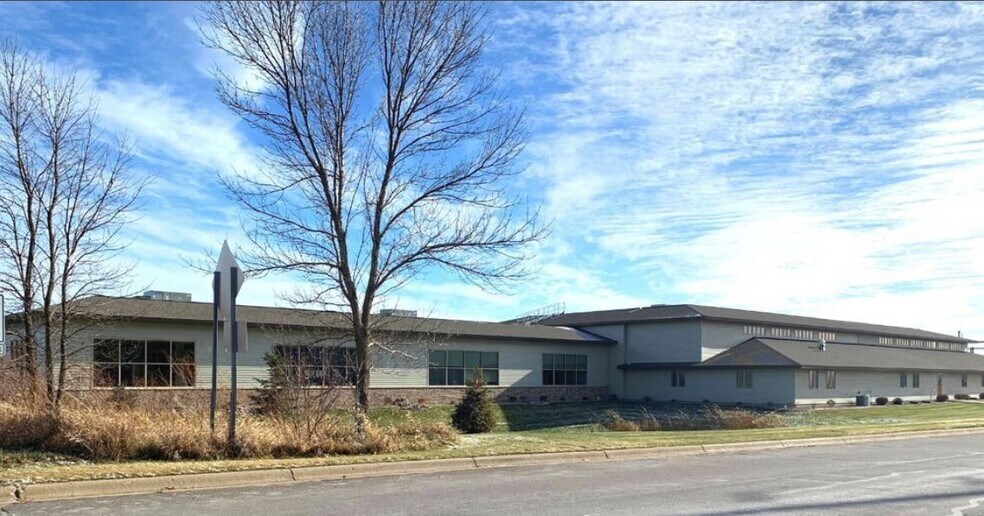 500 13th St, Albany, MN 56307