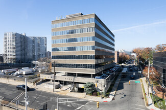 More details for 2125 Center Ave, Fort Lee, NJ - Office for Lease