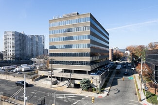 More details for 2125 Center Ave, Fort Lee, NJ - Office for Lease