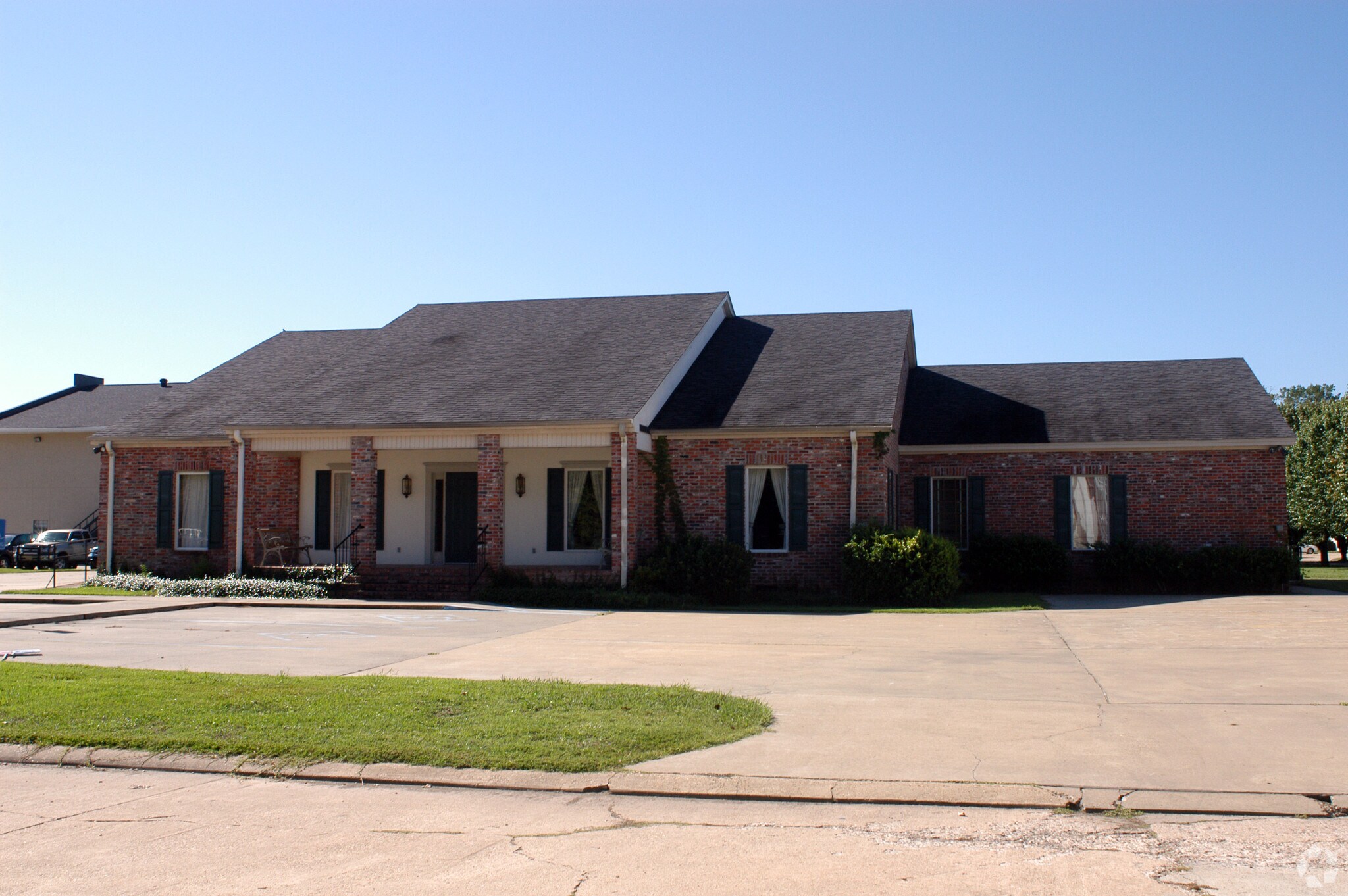 2806 Mark Dr, Monroe, LA for sale Primary Photo- Image 1 of 1