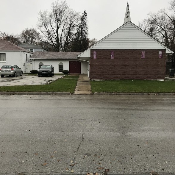 16779 Trapet Ave, Hazel Crest, IL for sale - Primary Photo - Image 1 of 1