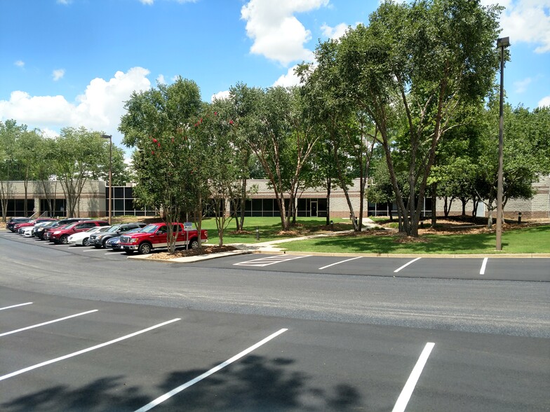 503 Oak Pl, Atlanta, GA for lease - Building Photo - Image 1 of 11